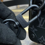 LV オンザゴー シルバー ソフト