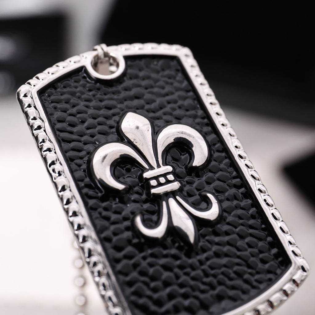 【Chrome Hearts】ネックレス、クロエ ハート ゴールド メッキ ミニ フレーム クロス ネックレス