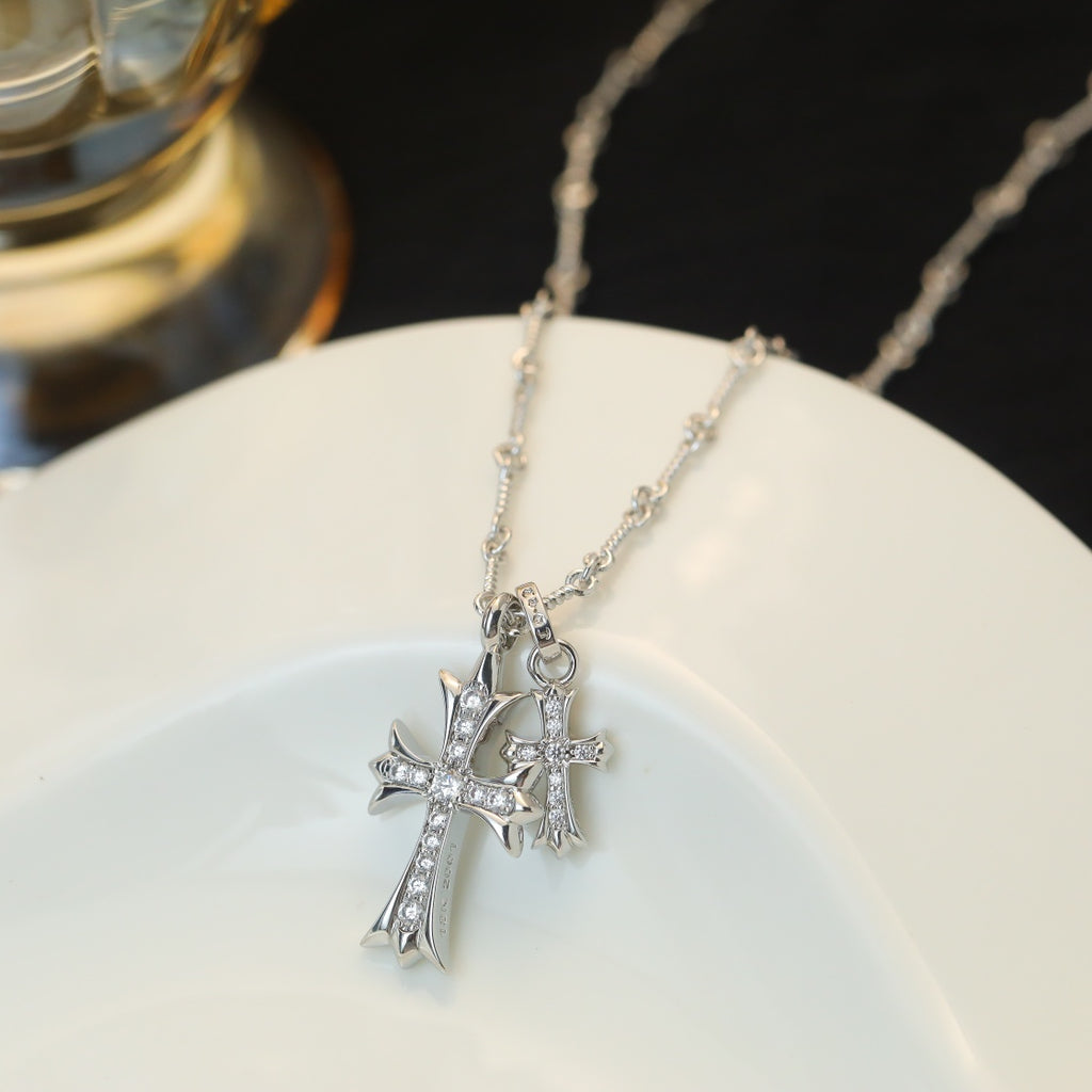 【Chrome Hearts】ネックレス、ダブルクロスネックレス高いファッションセンス