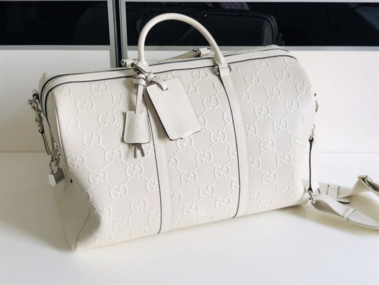 グッチ GGエンボス加工 ダッフルバッグ – BG015