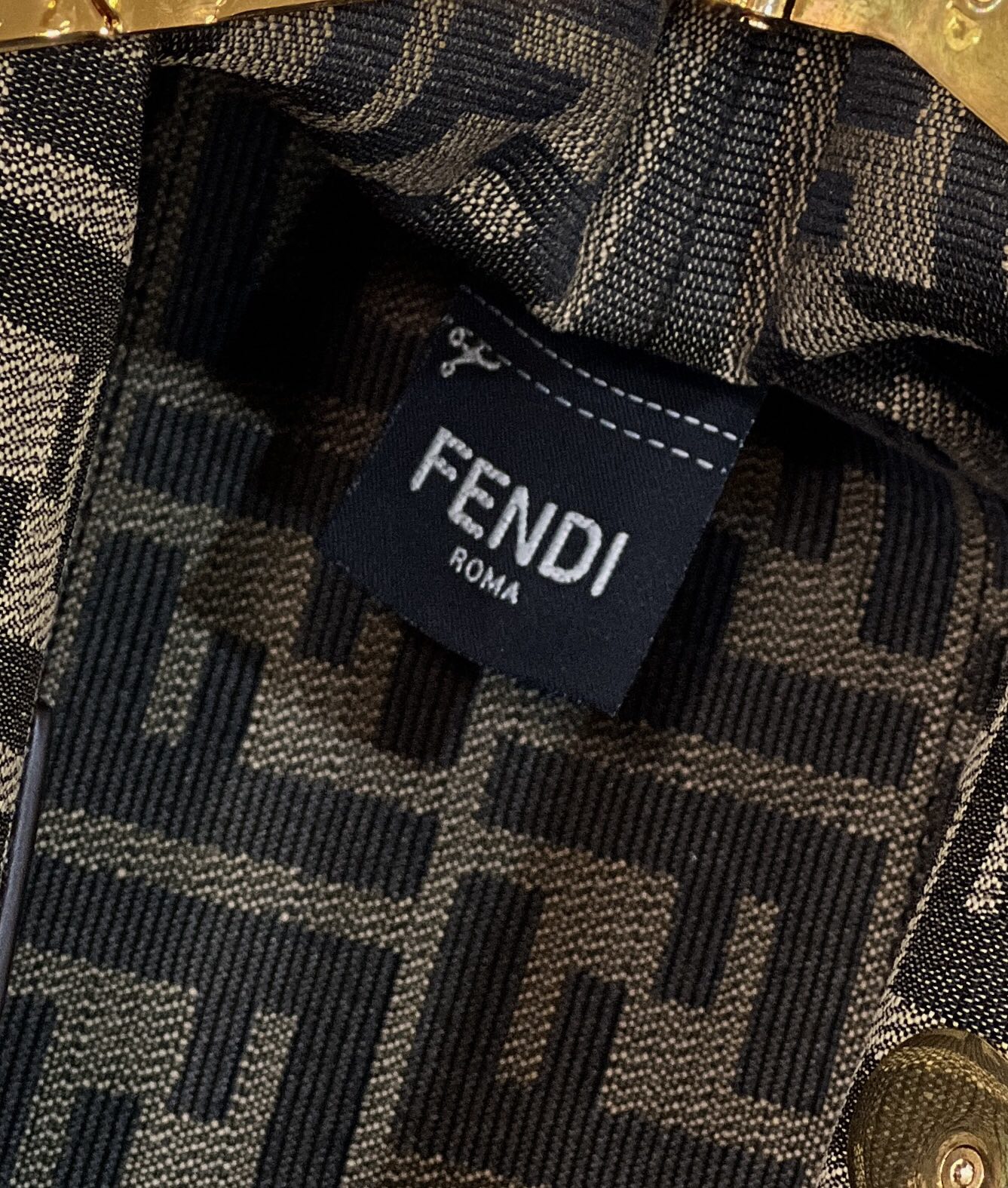 フェンディファースト