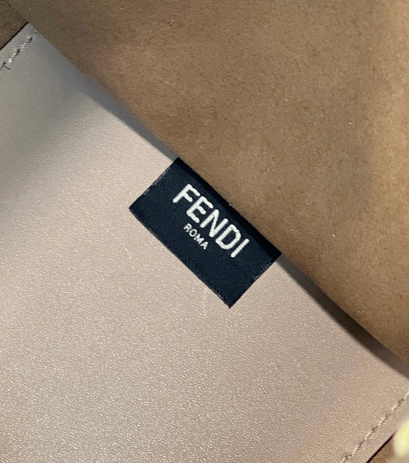 フェンディ サンシャイン