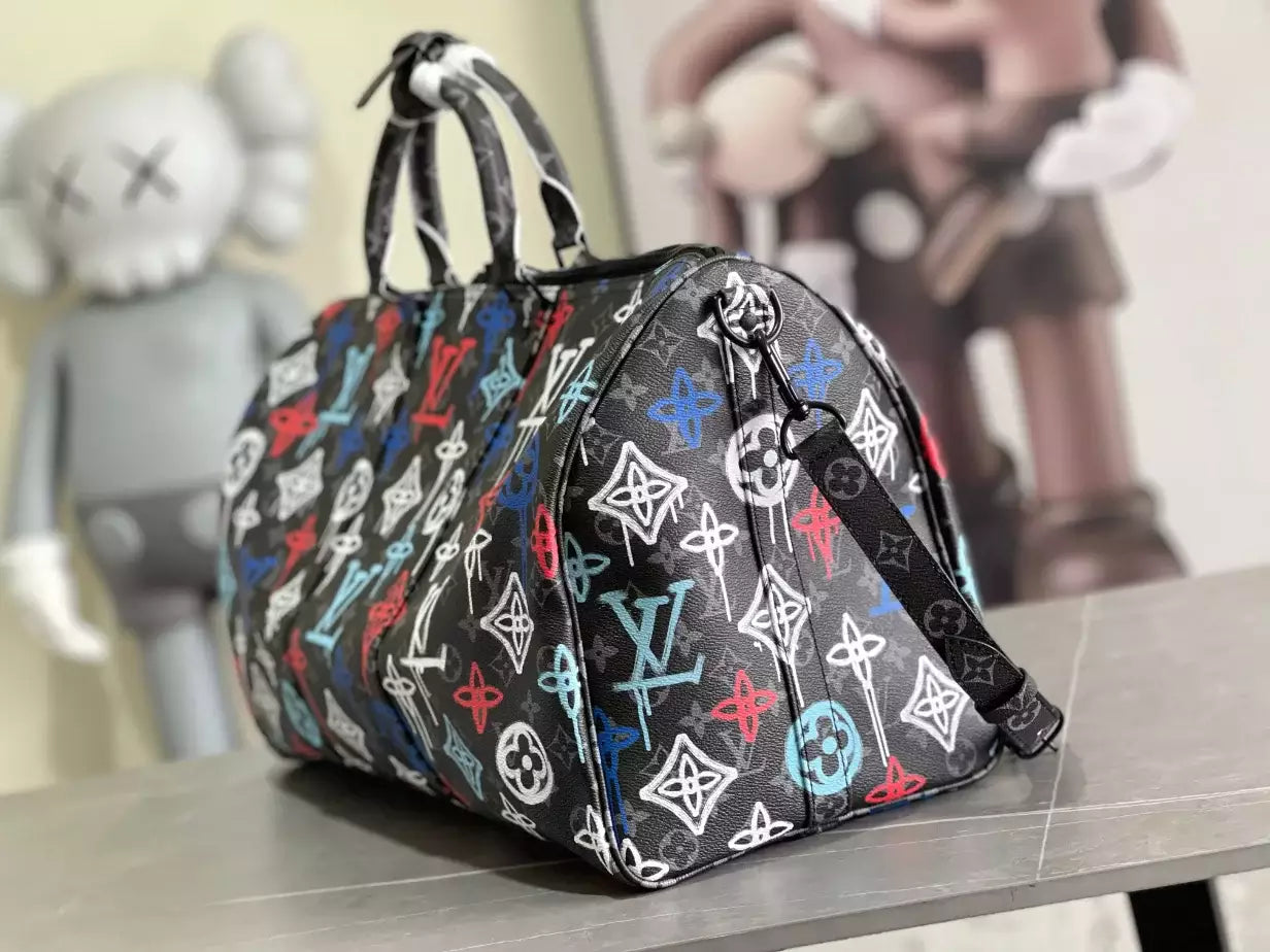 キーポル バンドリエールバッグ 50 オレンジ LV グラフィティパターン – LW366