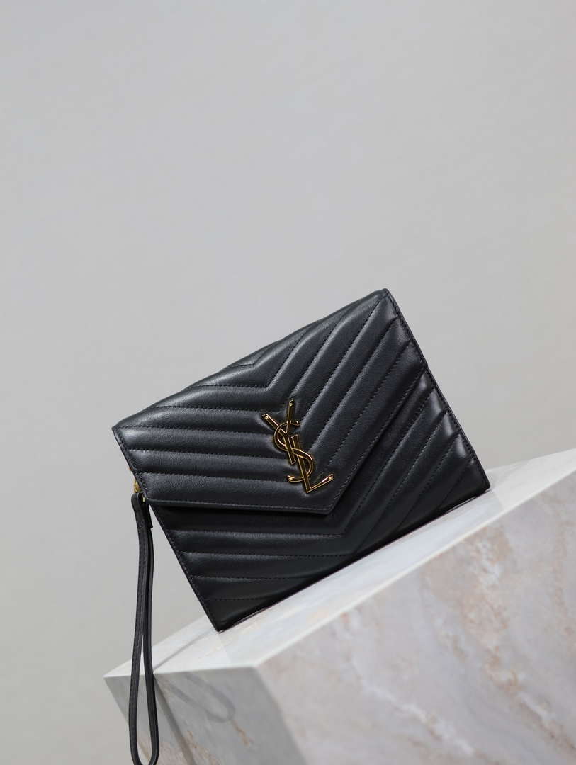 YSL カッサンドル マトラッセ ラムスキンレザー フラップポーチ 617662 V ブラック