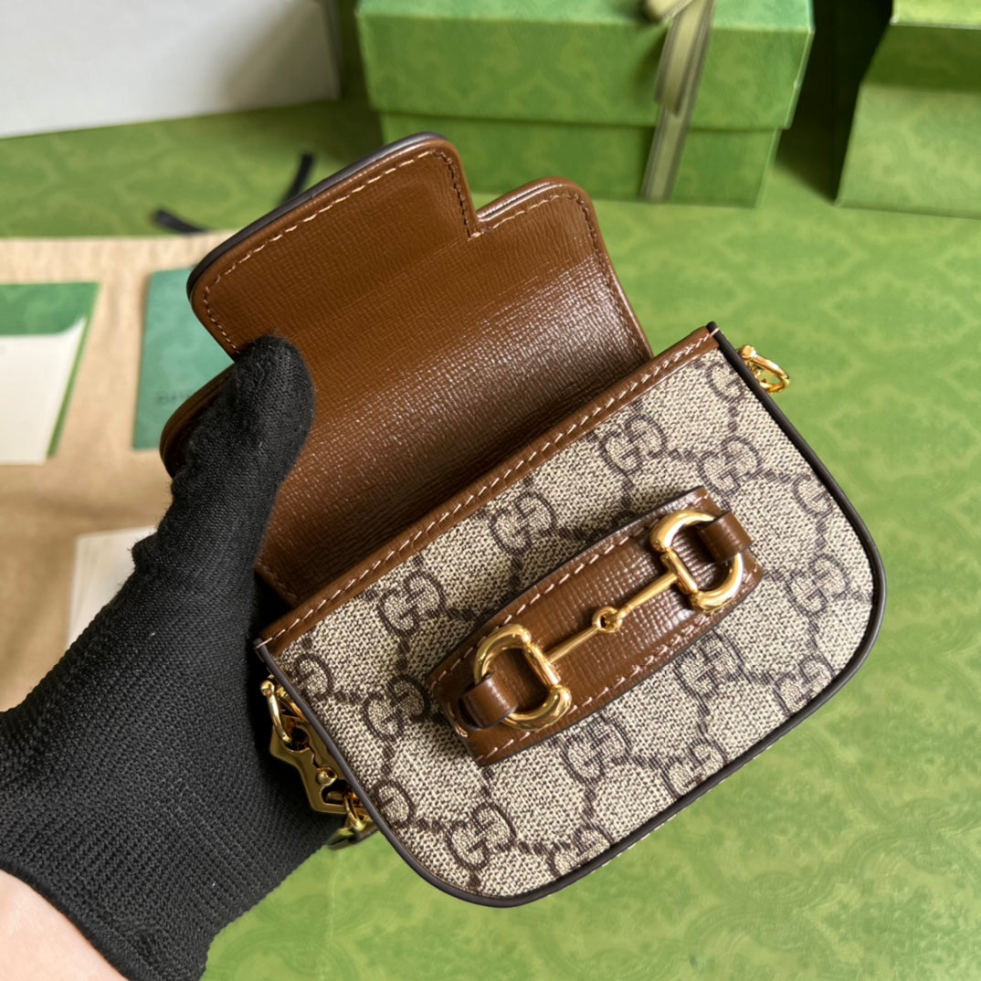 グッチ ホースビット 1955 ストラップウォレット