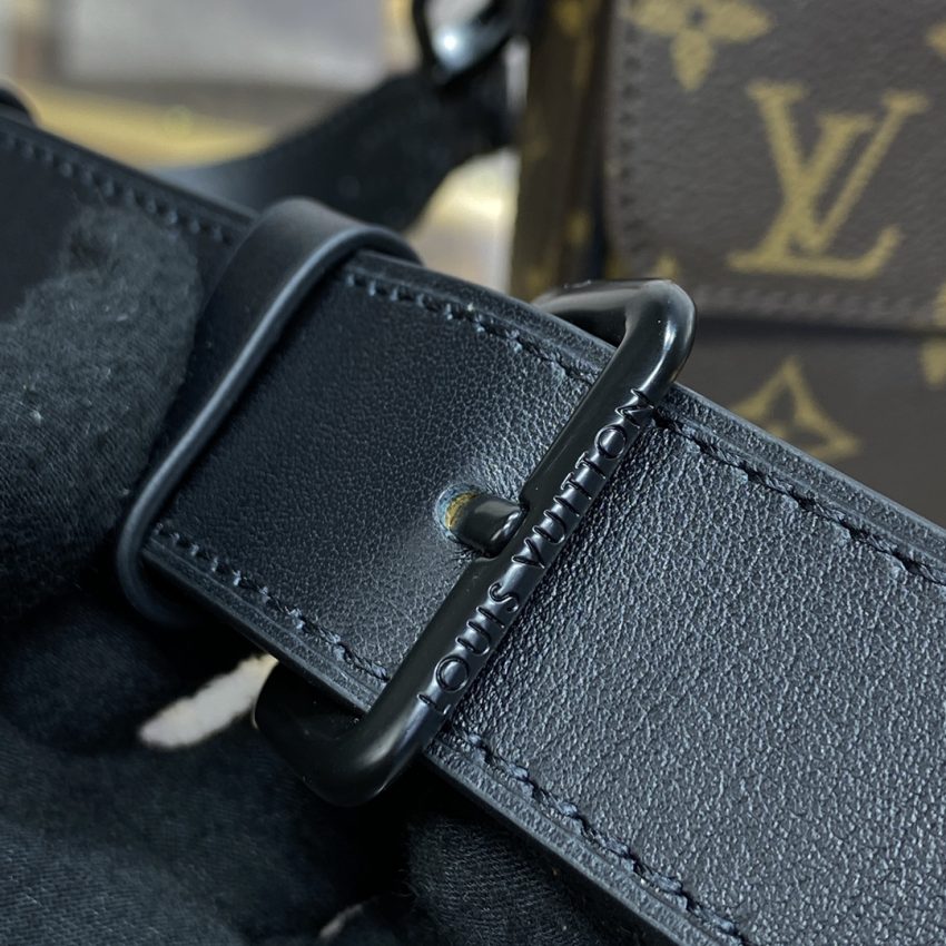 LV レトロ メッセンジャーバッグ
