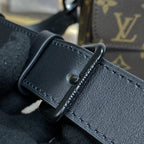 LV レトロ メッセンジャーバッグ