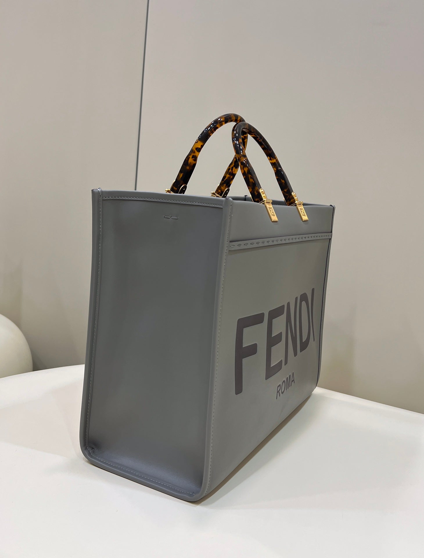 フェンディ サンシャイン ミディアム