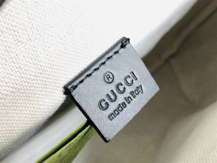 グッチ GGエンボスベルトバッグ – BG004