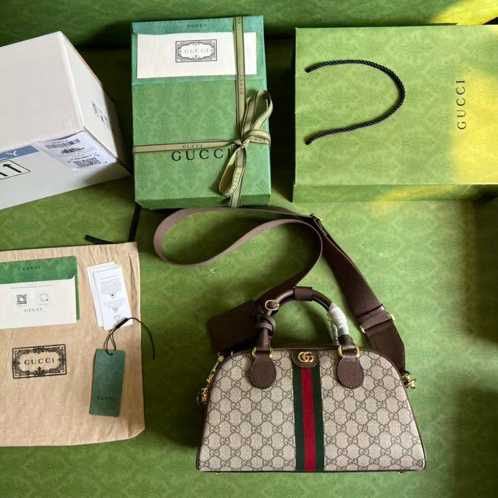 GUCCI メッセンジャーバッグ