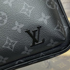 LV レトロ メッセンジャーバッグ