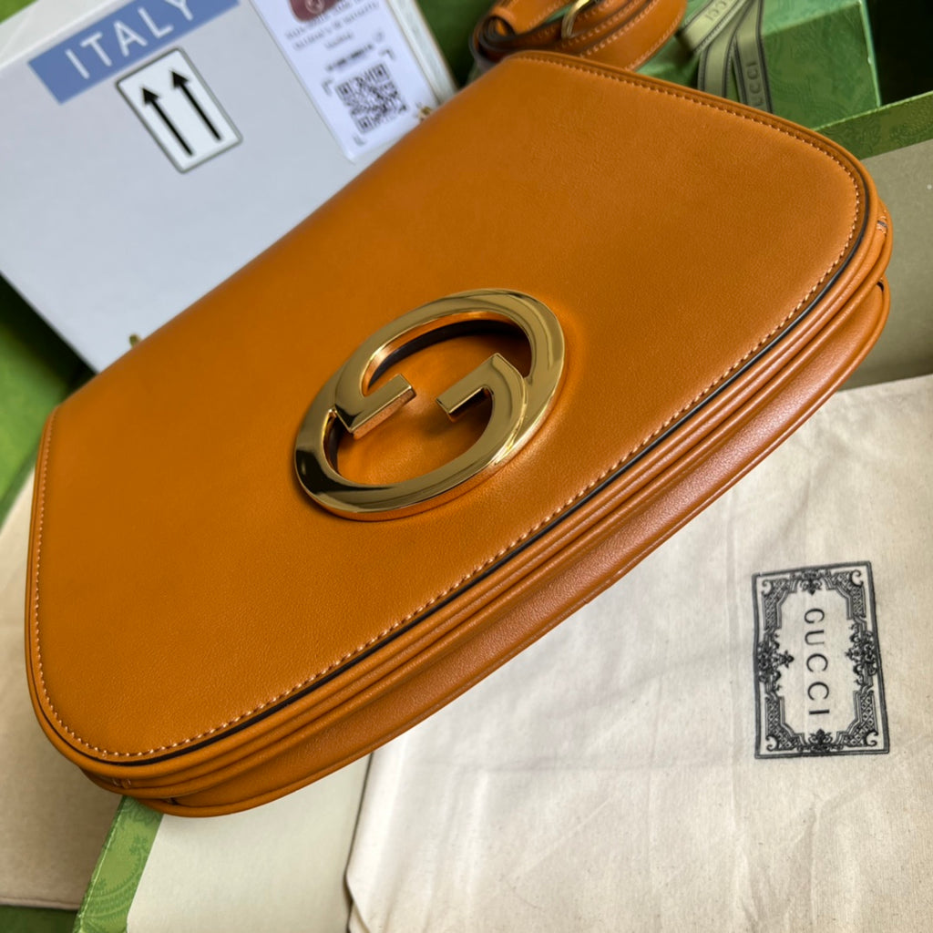 グッチ ブロンディ ミディアムバッグ