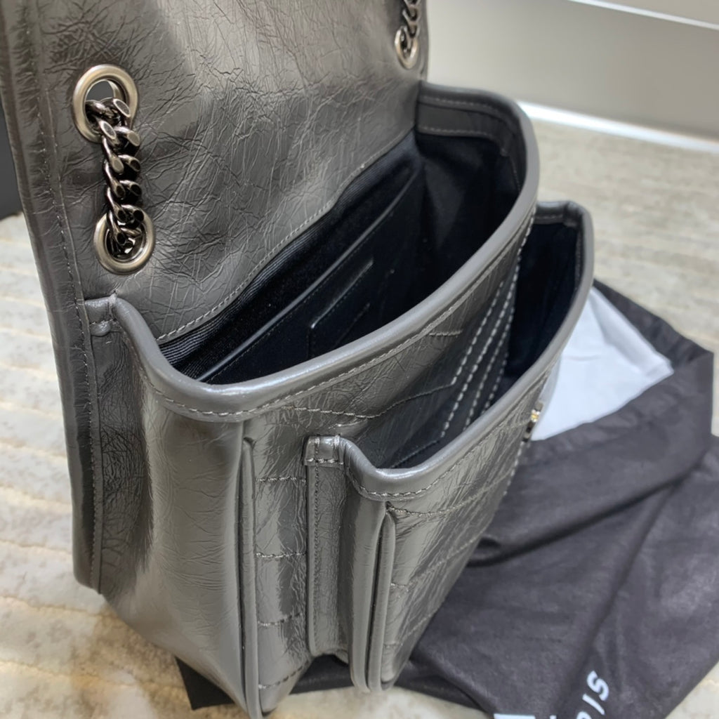 YSL ニキ ミニ フラップバッグ