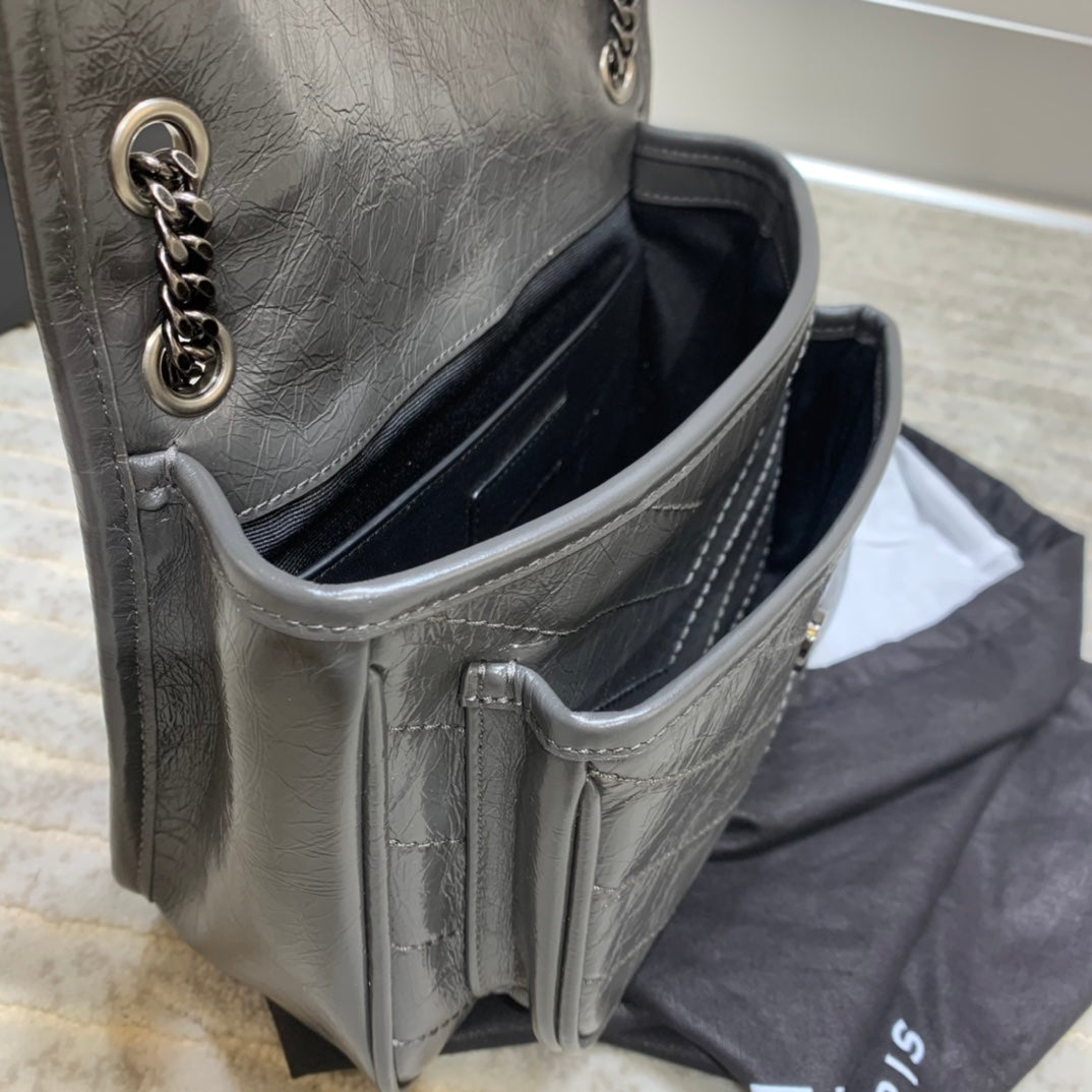YSL ニキ ミニ フラップバッグ