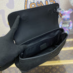LV レトロ メッセンジャーバッグ
