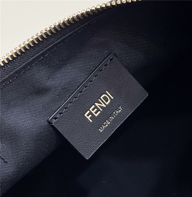 フェンディ グラフィックバッグ
