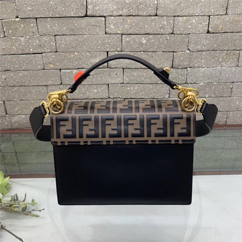フェンディ カンユー ショルダーバッグ