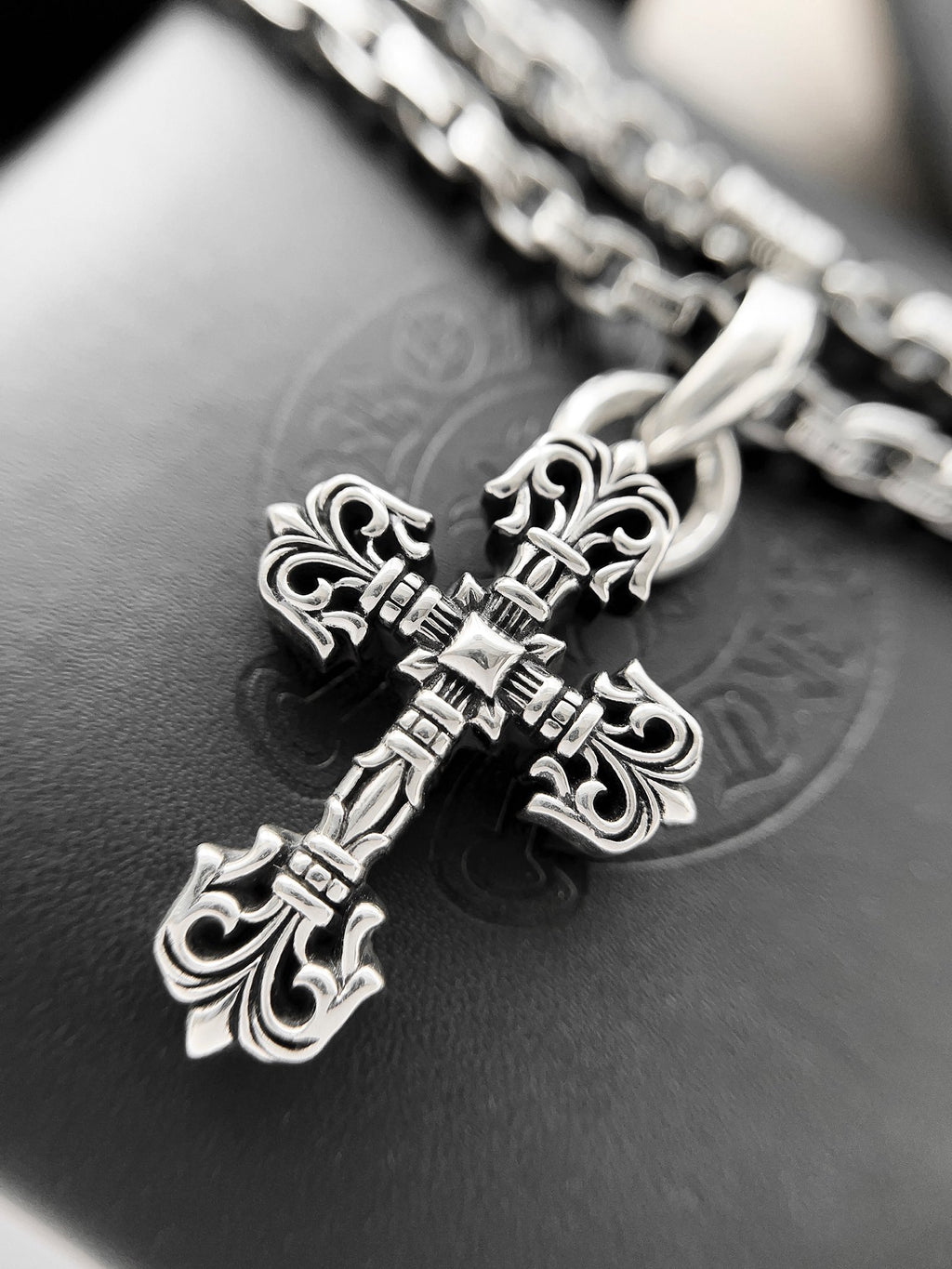 【Chrome Hearts】ネックレス、新しいネックレス万能シンプルファッションオーナメント