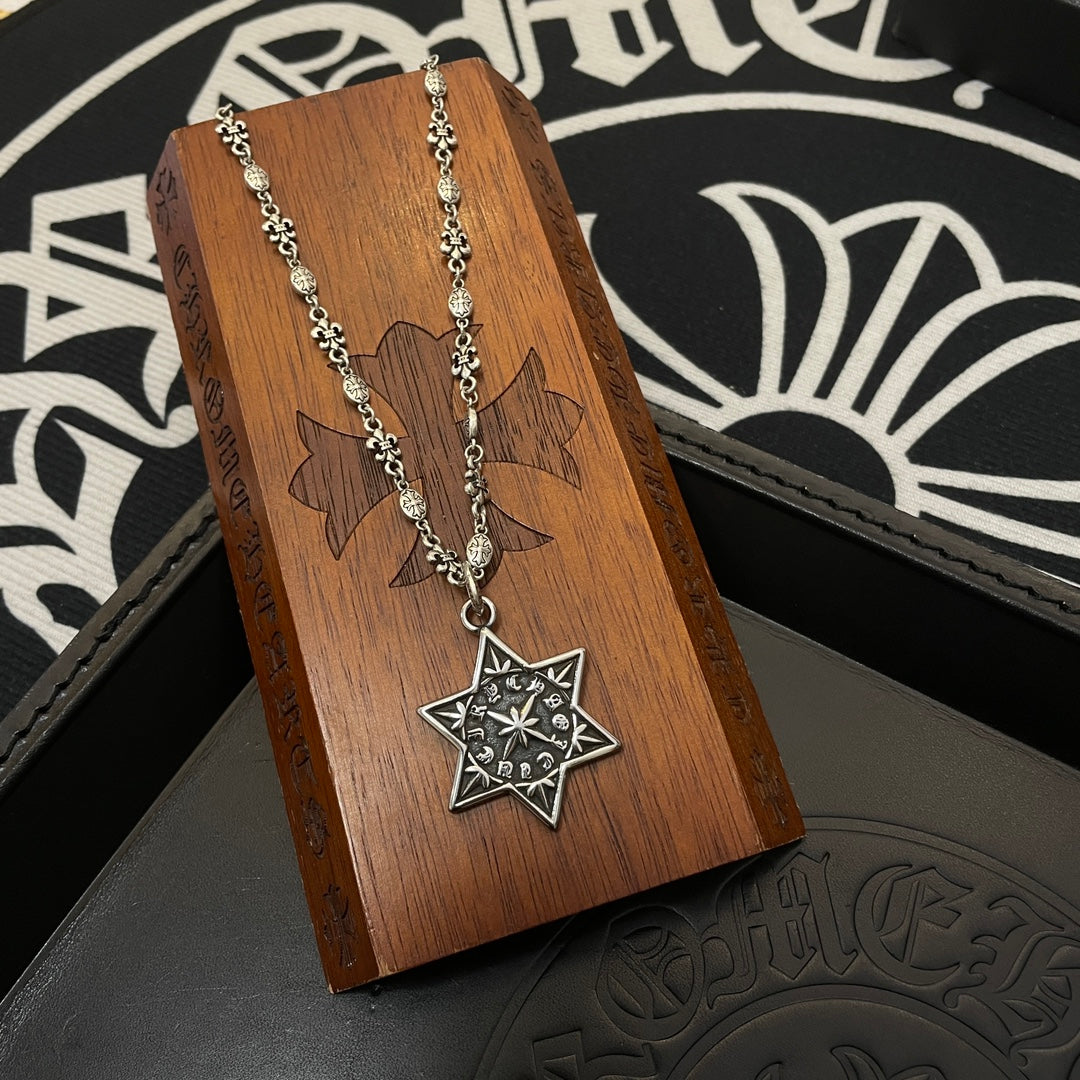 【CHROME HEARTS】ネックレス、新しいネックレス万能シンプルファッションオーナメント 24614