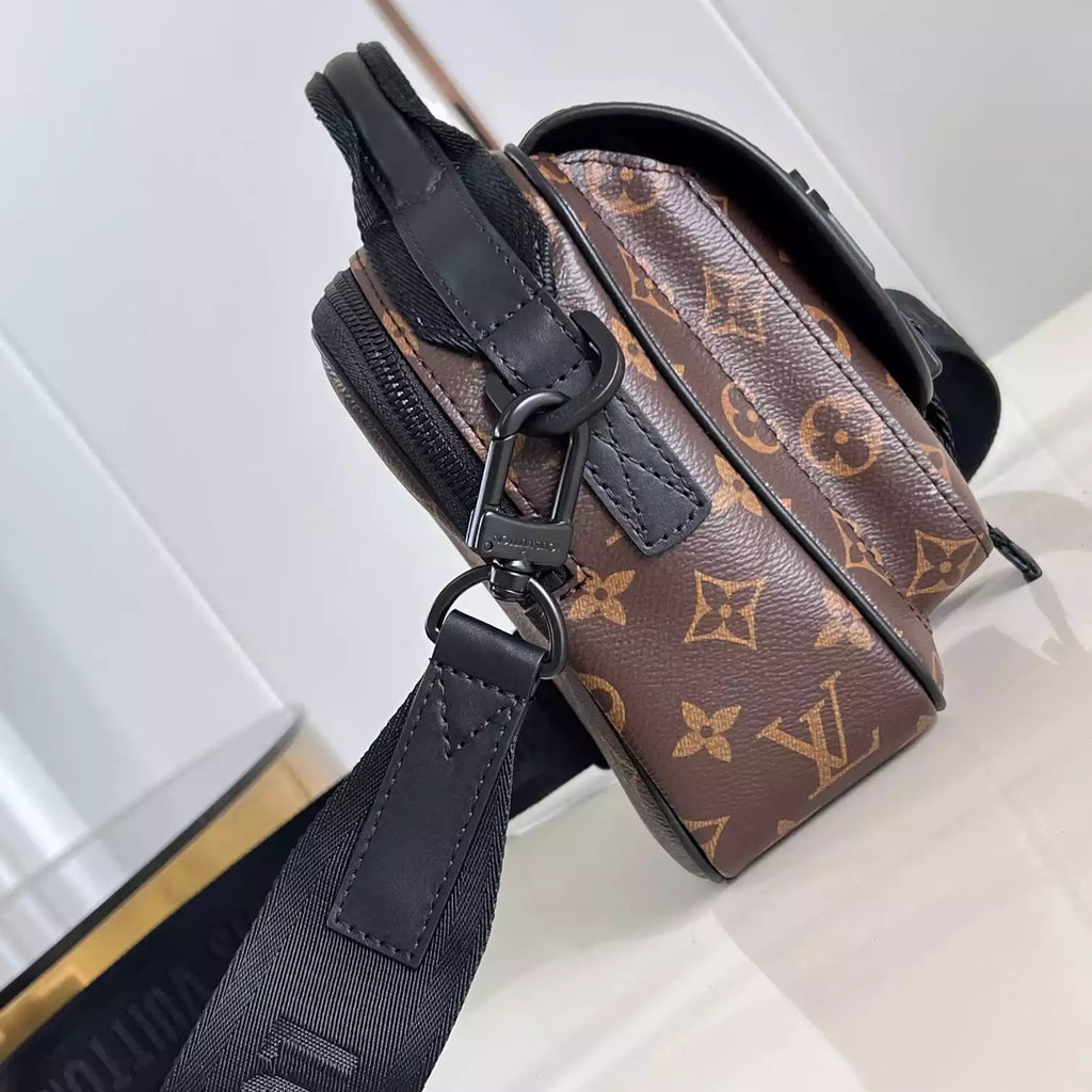 クエスト メッセンジャーバッグ モノグラム マカッサル コーティングキャンバス M46973 – LW449