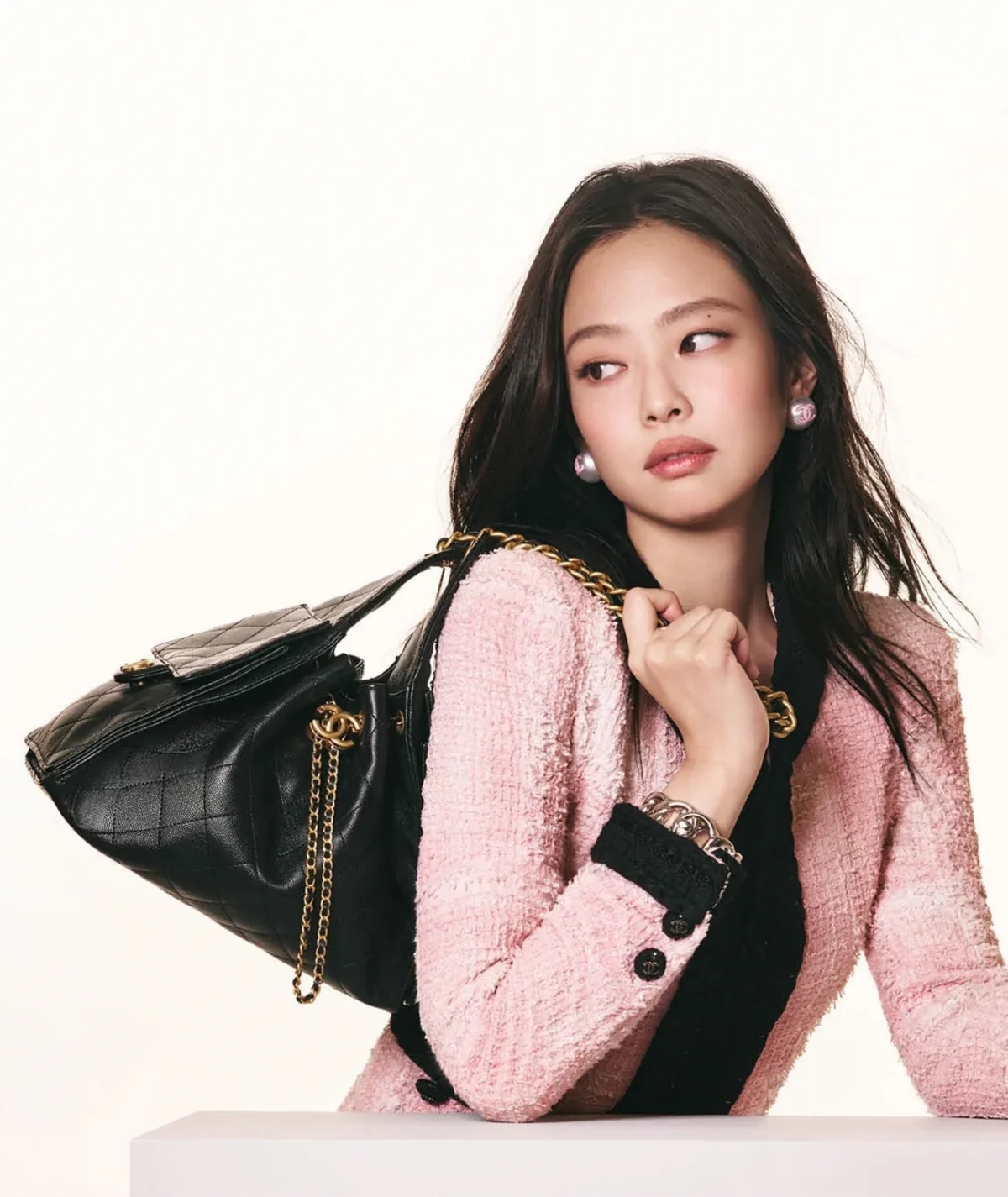 シャネル 25 スモールハンドバッグ