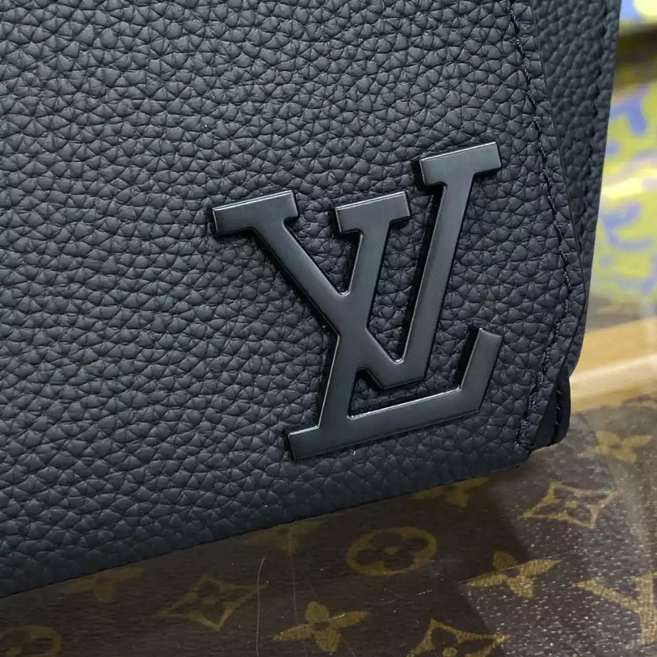 テイクオフ バムバッグ ブラック LV エアログラム M57081 – LW232