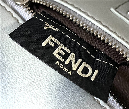 フェンディ ピーカブーバッグ