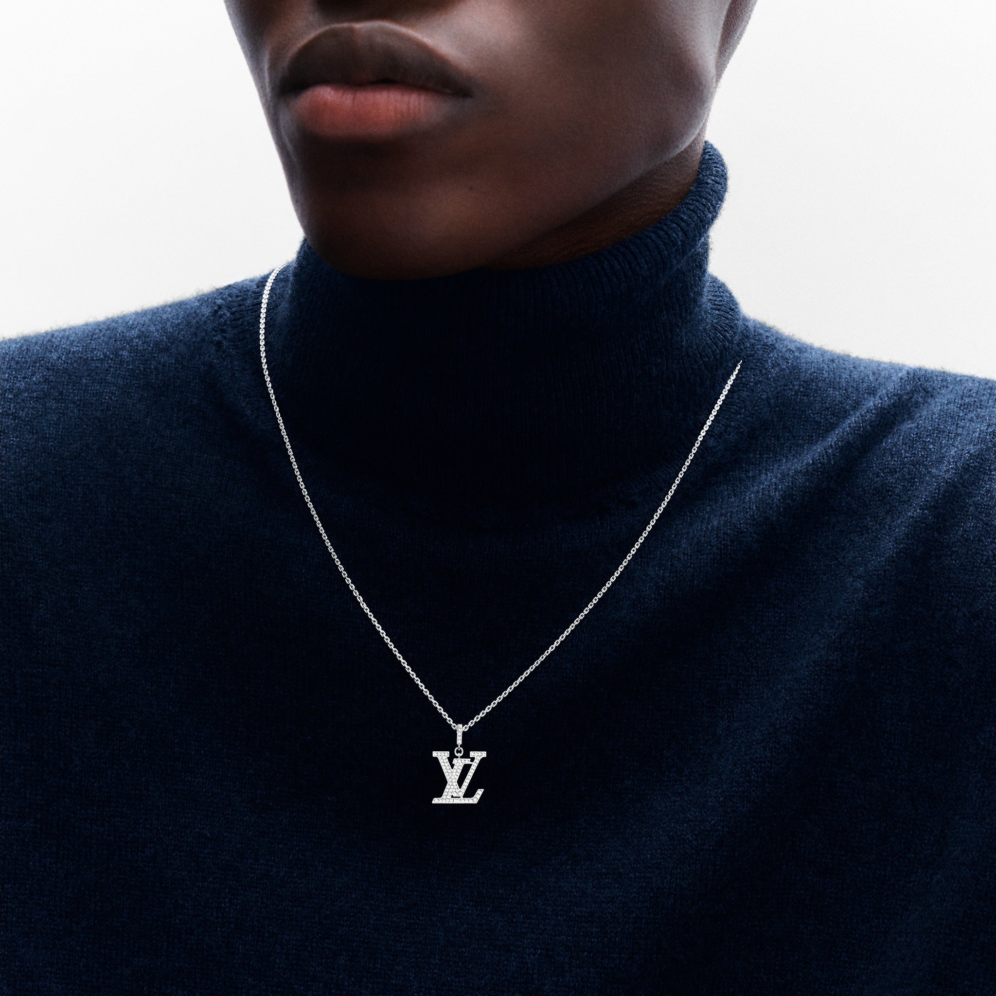 LV ルイ・ヴィトン LV イディル ブロッサム ペンダント Q93670