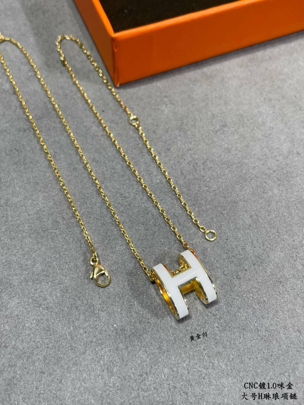 エルメスのロゴネックレスの卸売