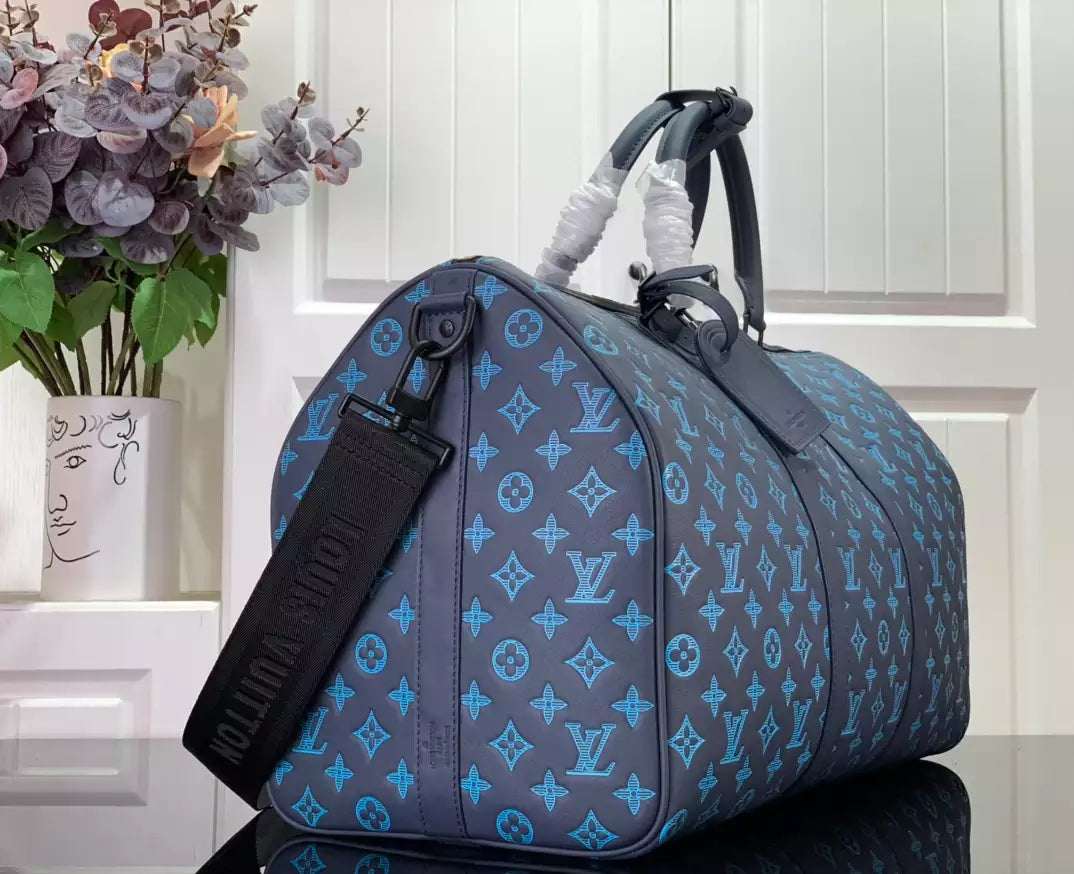 LV キーポル・バンドリエール 50 モノグラム・シャドウ – LW182