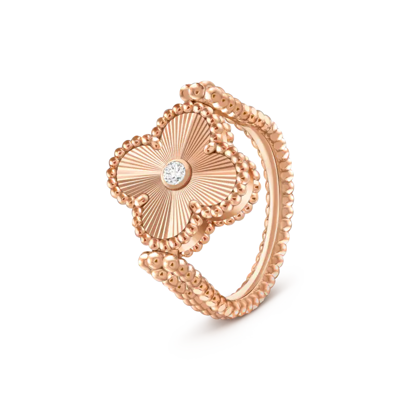 Van Cleef & Arpels ヴィンテージ アルハンブラ フリッパブル リングの新着