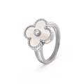 Van Cleef & Arpels ヴィンテージ アルハンブラ リングの新着