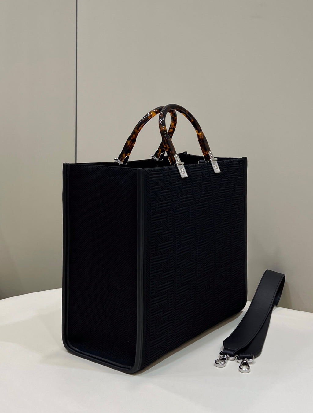 Fendi Sunshine tote