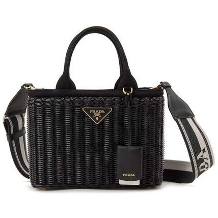 PRADA かごバッグ