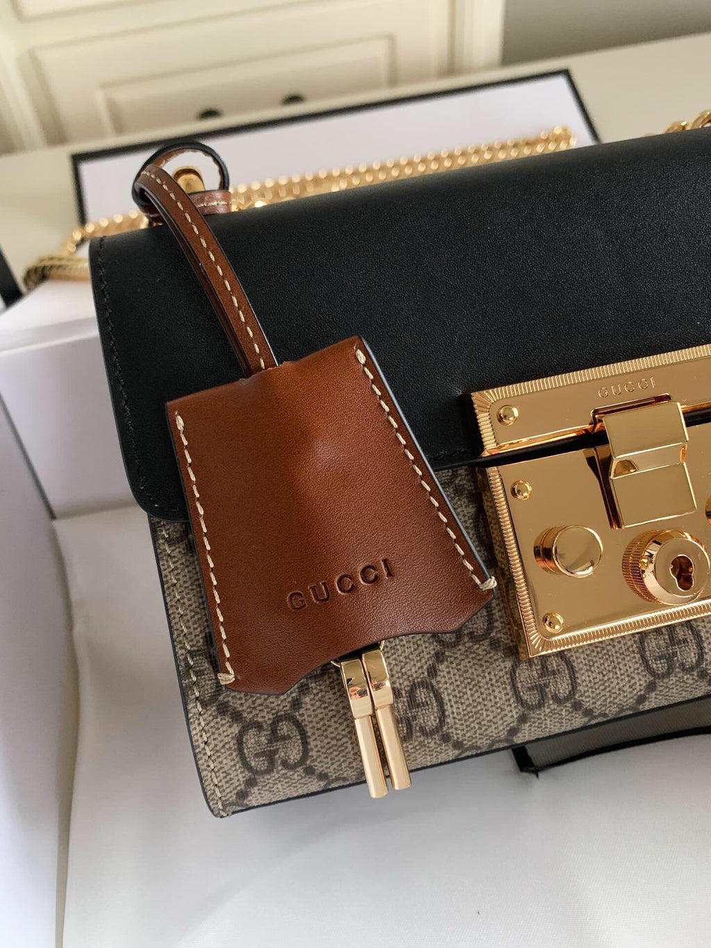 グッチ パドロック スモール ショルダーバッグ