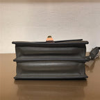 フェンディ カニ レディース チェーンバッグ