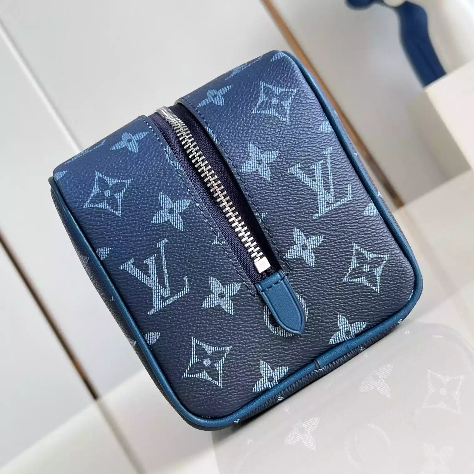 ロッカードップキット ブルーモノグラム ディケイド M11559 – LW398