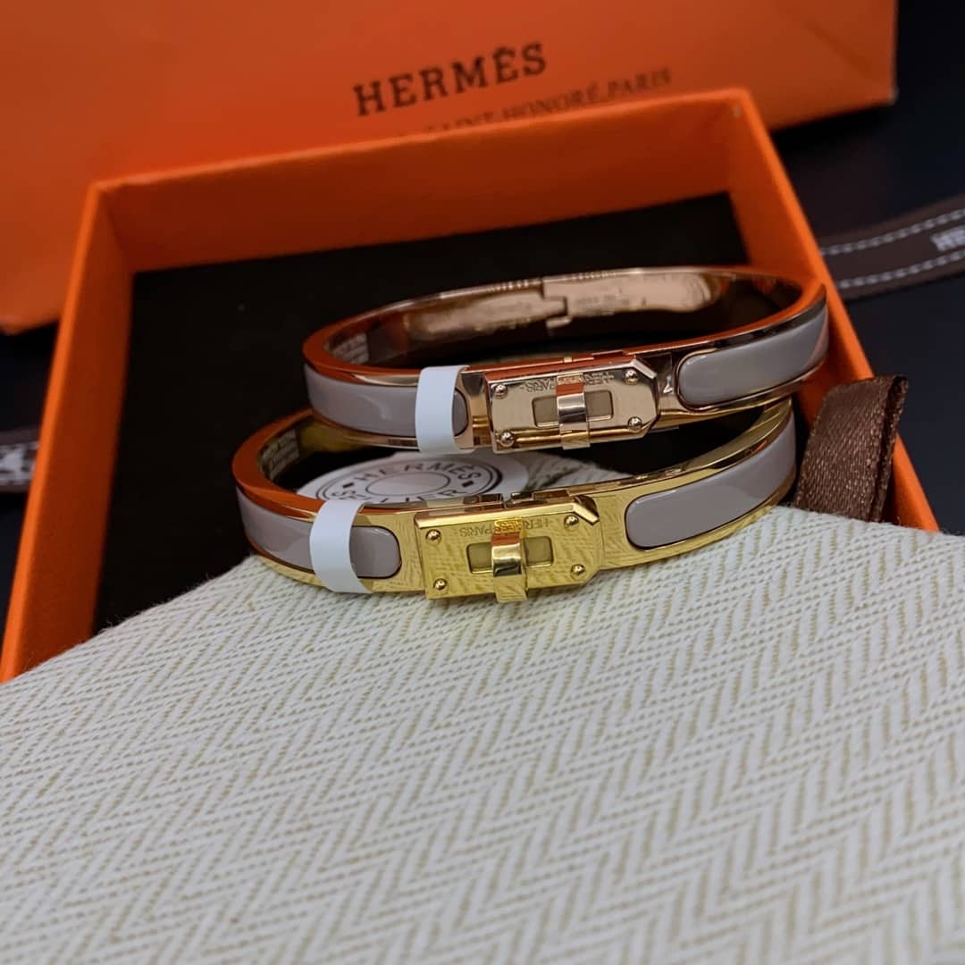 エルメスのブレスレット販売