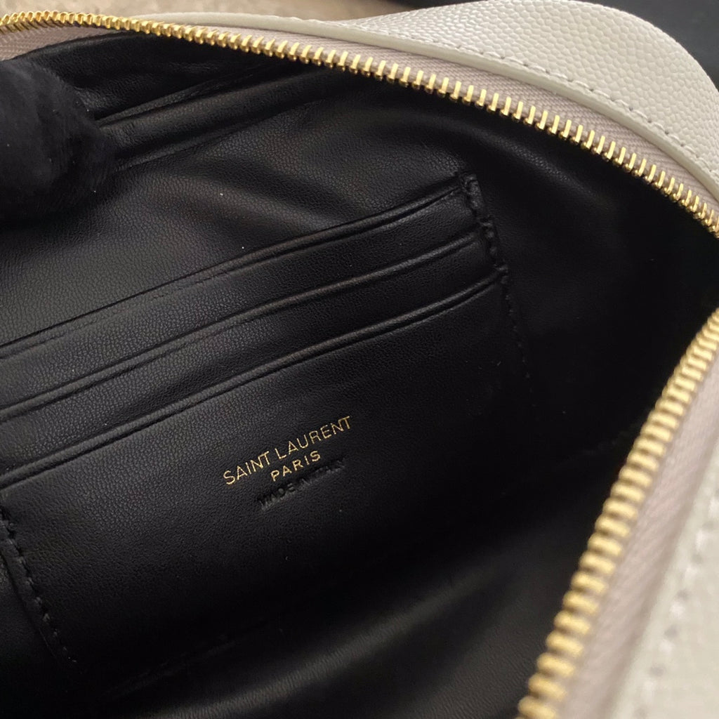 YSL ミニ ルー キルティングレザー カメラバッグ
