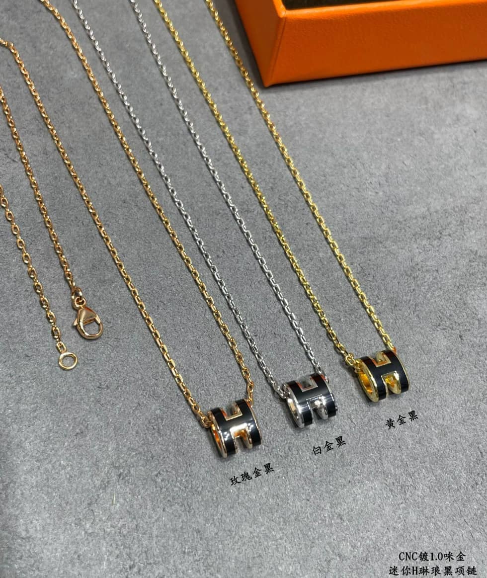 7つ星エルメスネックレス