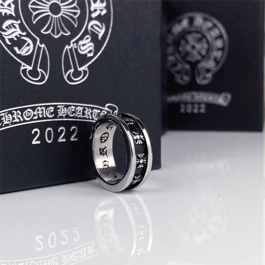 Chrome Hearts（クロムハーツ）クロスカービングリング