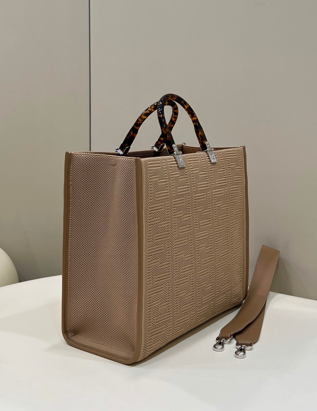 Fendi Sunshine tote