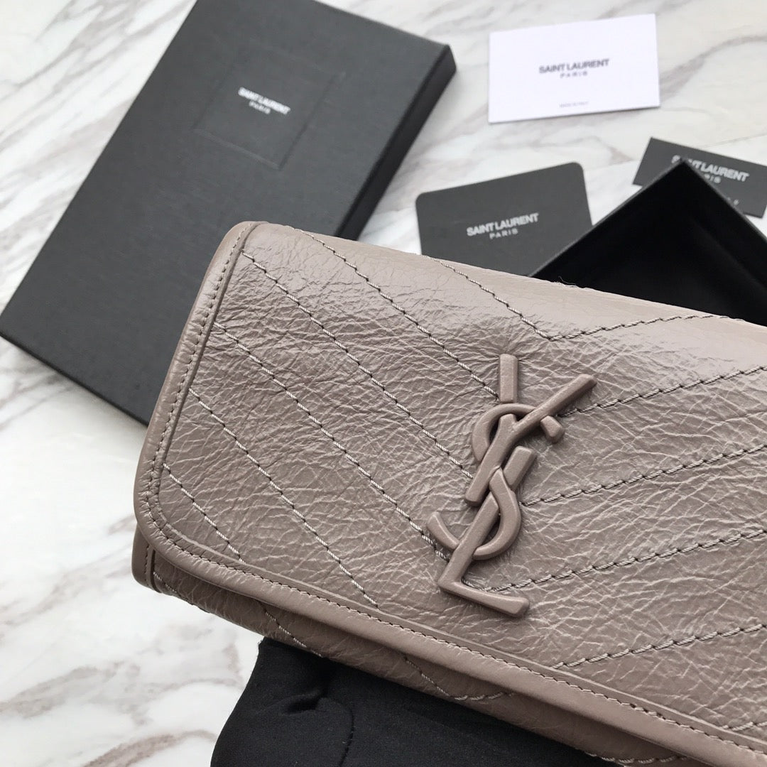 YSL ニキ ウォレット