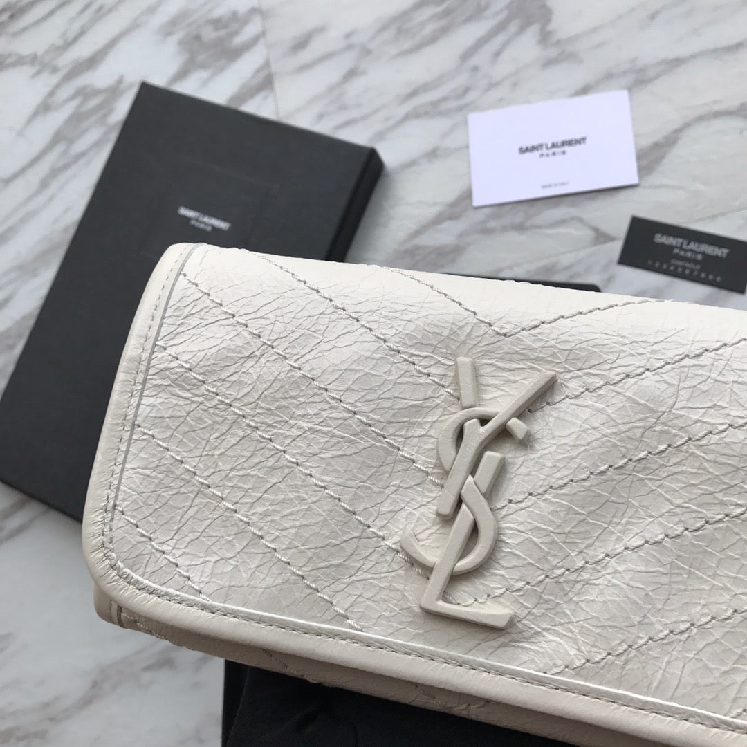 YSL ニキ ウォレット