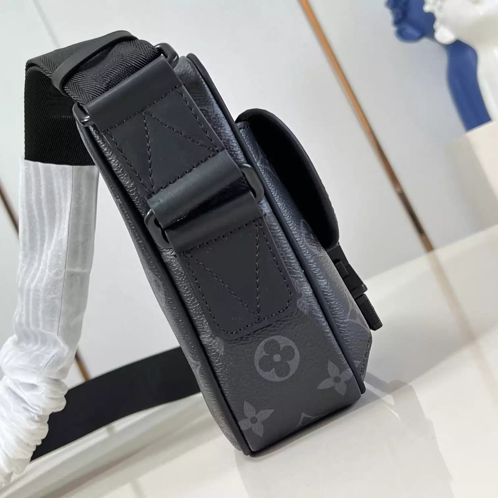 ゲッタウェイ メッセンジャーバッグ モノグラム エクリプス M12518 – LW427