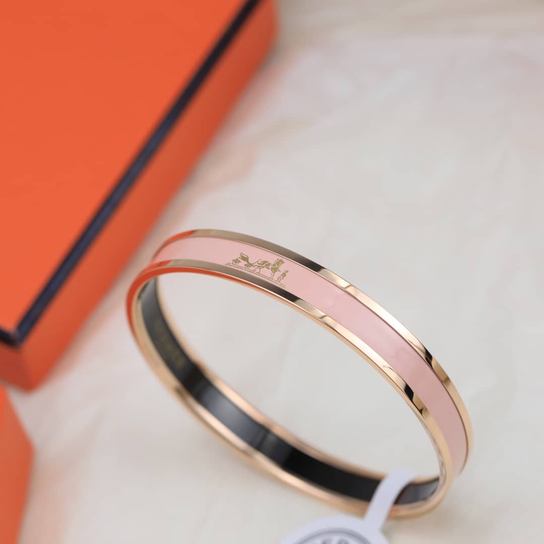 エルメスのクラシックブレスレットのおすすめ
