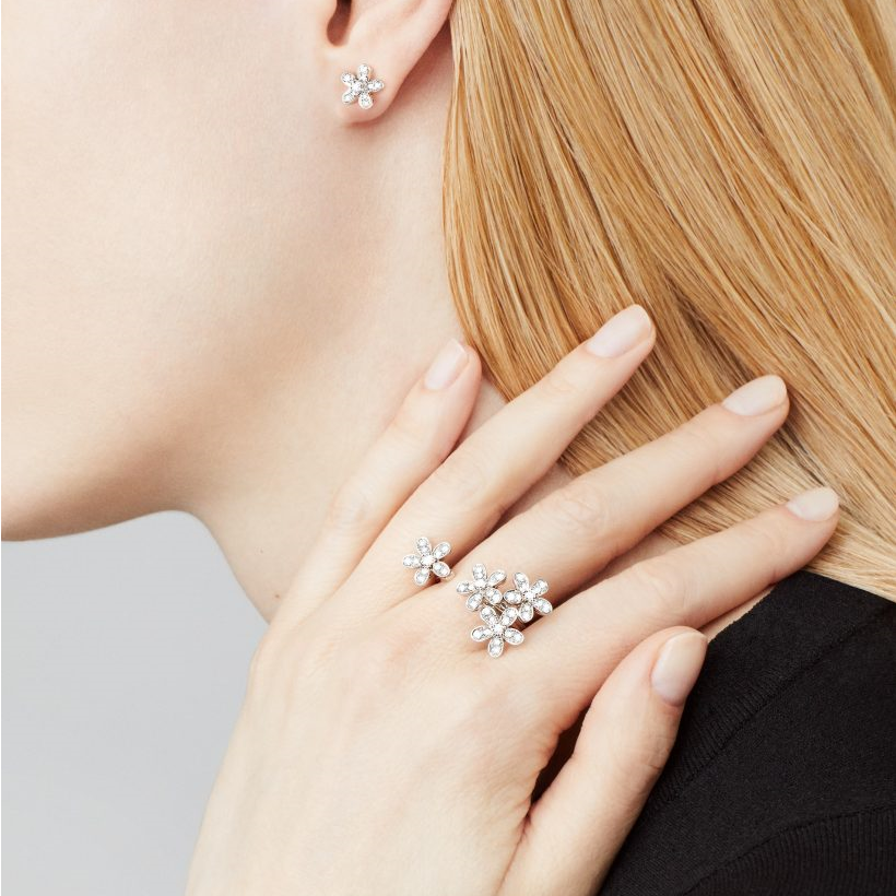 Van Cleef & Arpels ソクラテ フィンガー リングの新着