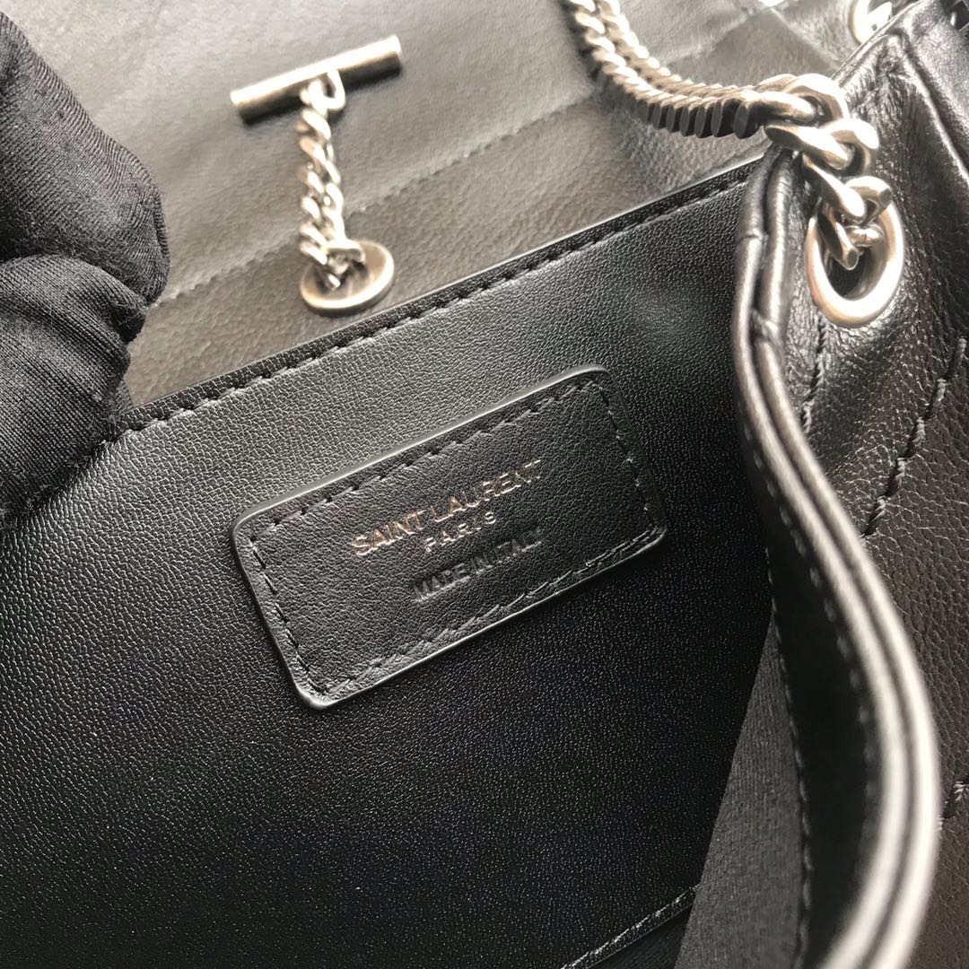 パファー スモールバッグ ノリタバッグ レザー