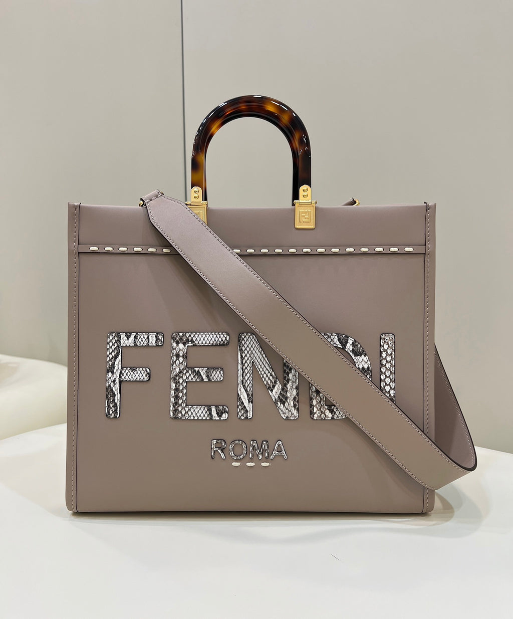 フェンディ サンシャイン
