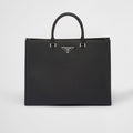 ★PRADA直営店★ブラック サフィアーノレザー トートバッグ